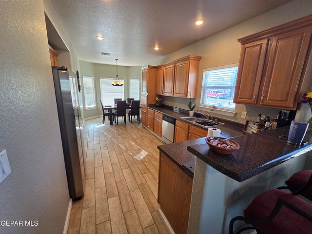 6056 DONA BEATRIZ Lane, El Paso, TX 79932