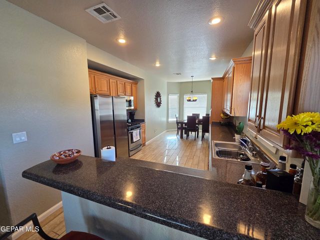 6056 DONA BEATRIZ Lane, El Paso, TX 79932