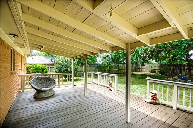 816 S Burdette Avenue, Sherman, TX 75090