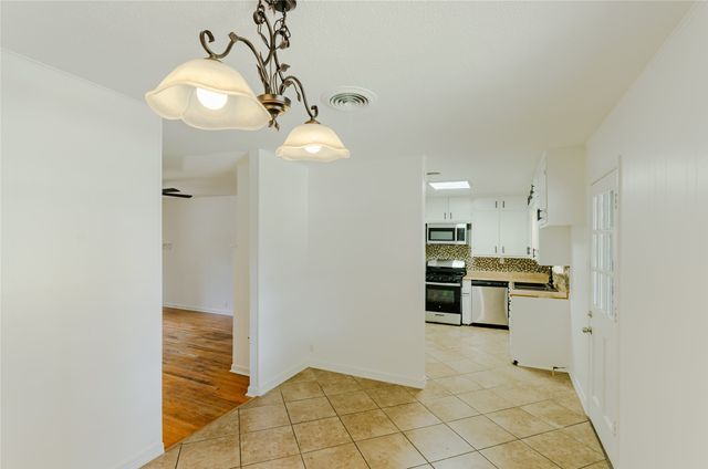 816 S Burdette Avenue, Sherman, TX 75090