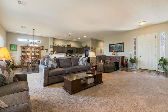 4070 Mora River Avenue SW, Los Lunas, NM 87031