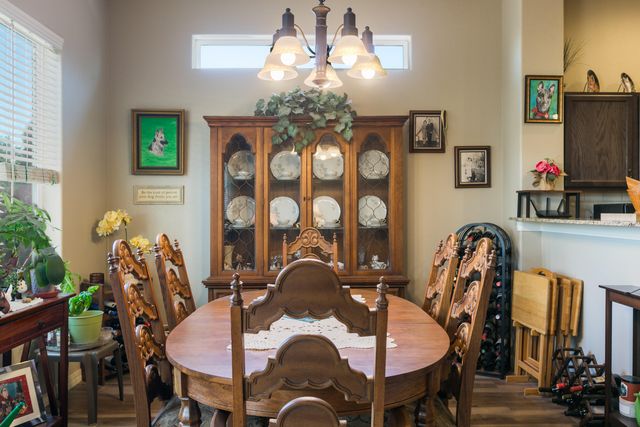 4070 Mora River Avenue SW, Los Lunas, NM 87031