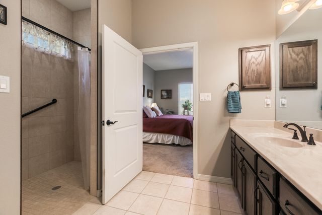 4070 Mora River Avenue SW, Los Lunas, NM 87031