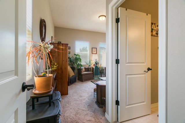 4070 Mora River Avenue SW, Los Lunas, NM 87031