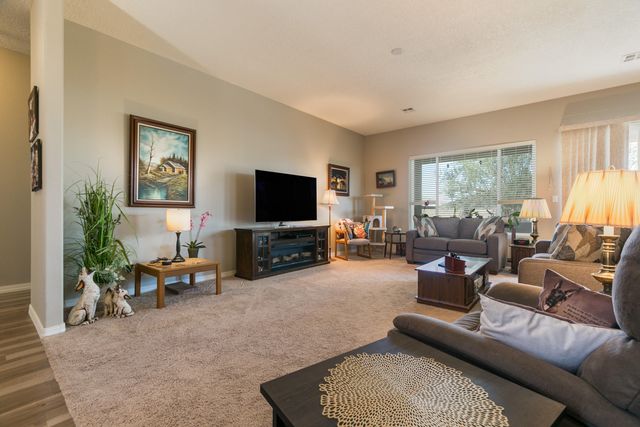 4070 Mora River Avenue SW, Los Lunas, NM 87031