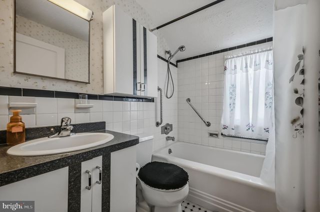 604 BRAXTON RD, Ridley Park, PA 19078