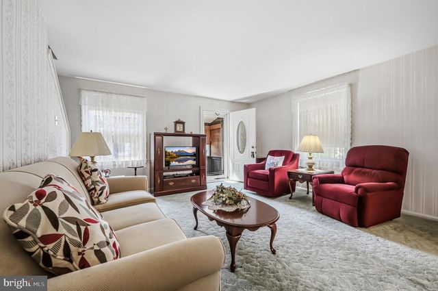 604 BRAXTON RD, Ridley Park, PA 19078