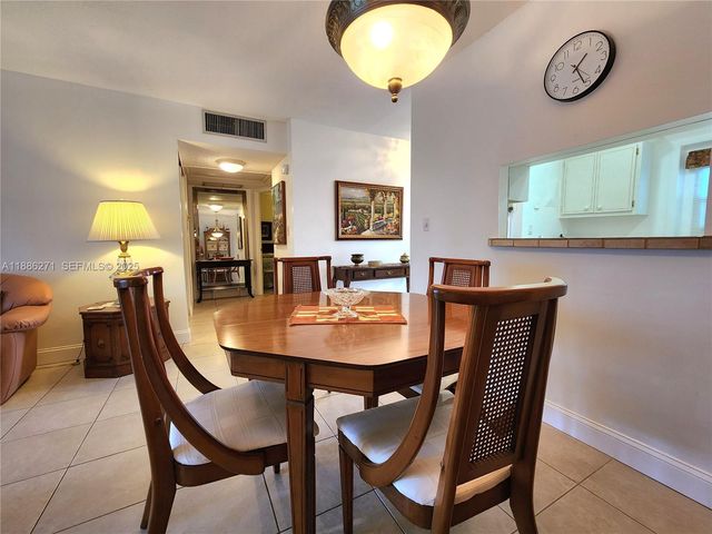 4431 NW 16th Street H109, Lauderhill, FL 33313