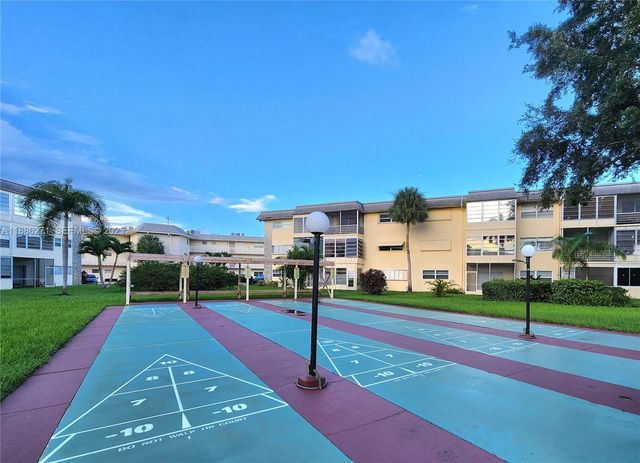 4431 NW 16th Street H109, Lauderhill, FL 33313