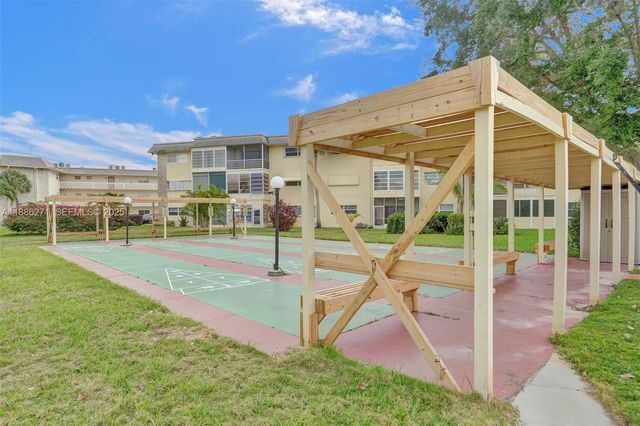 4431 NW 16th Street H109, Lauderhill, FL 33313