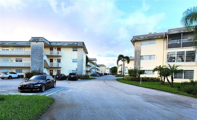 4431 NW 16th Street H109, Lauderhill, FL 33313
