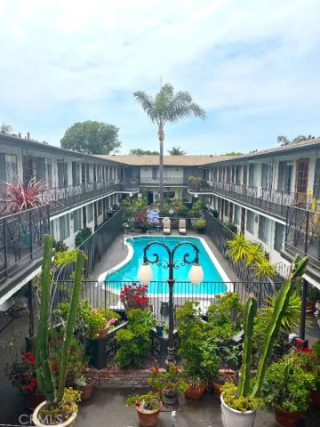 2115 Placentia Avenue 18, Costa Mesa, CA 92627