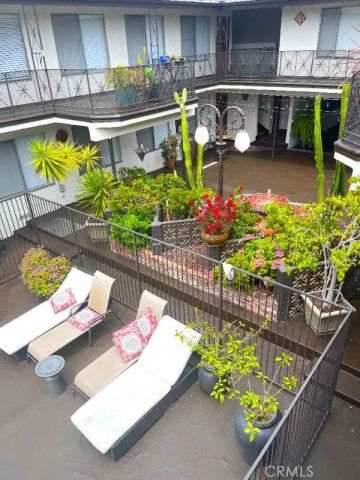 2115 Placentia Avenue 18, Costa Mesa, CA 92627