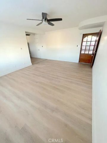 2115 Placentia Avenue 18, Costa Mesa, CA 92627