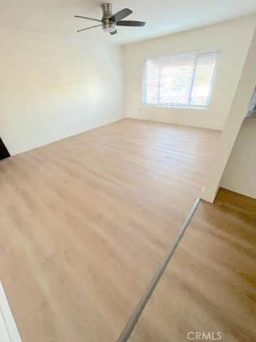 2115 Placentia Avenue 18, Costa Mesa, CA 92627