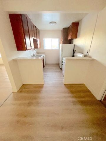 2115 Placentia Avenue 18, Costa Mesa, CA 92627