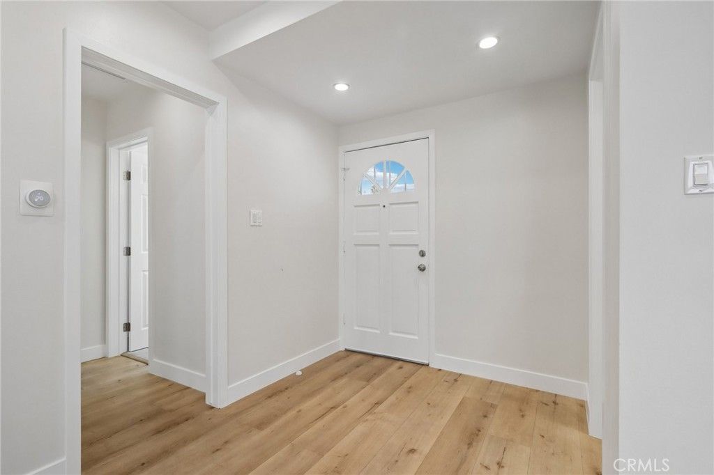 Image 3 of property listing at 15952 Simonds Street, Granada Hills, CA 91344