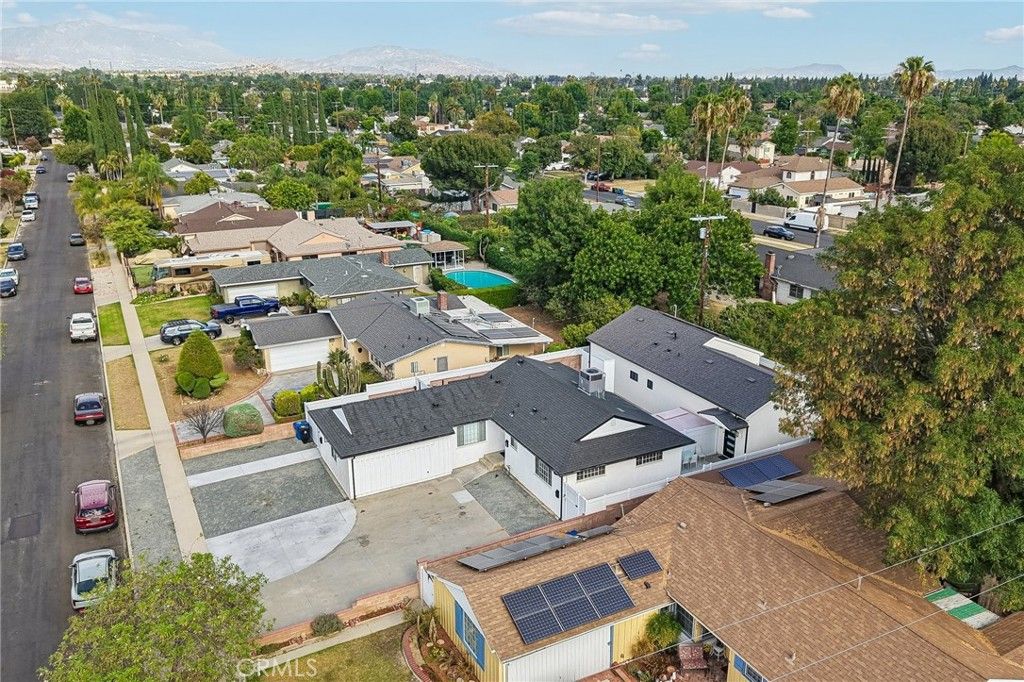 Image 48 of property listing at 15952 Simonds Street, Granada Hills, CA 91344
