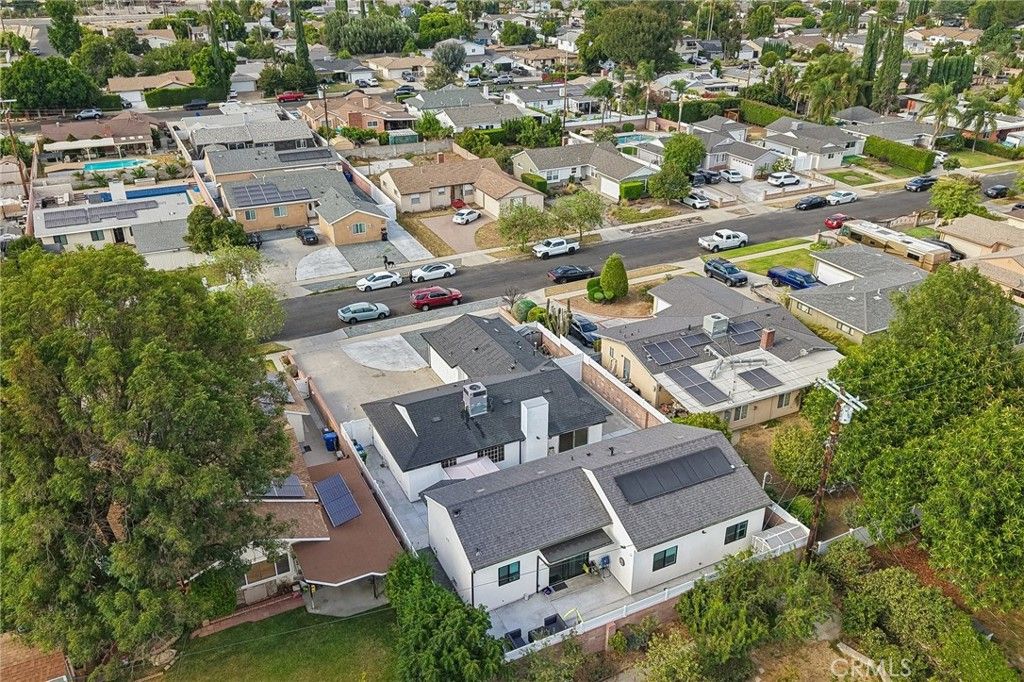 Image 53 of property listing at 15952 Simonds Street, Granada Hills, CA 91344