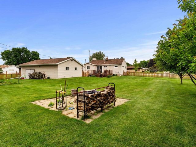 3715 N 17th Street, Sheboygan, WI 53083
