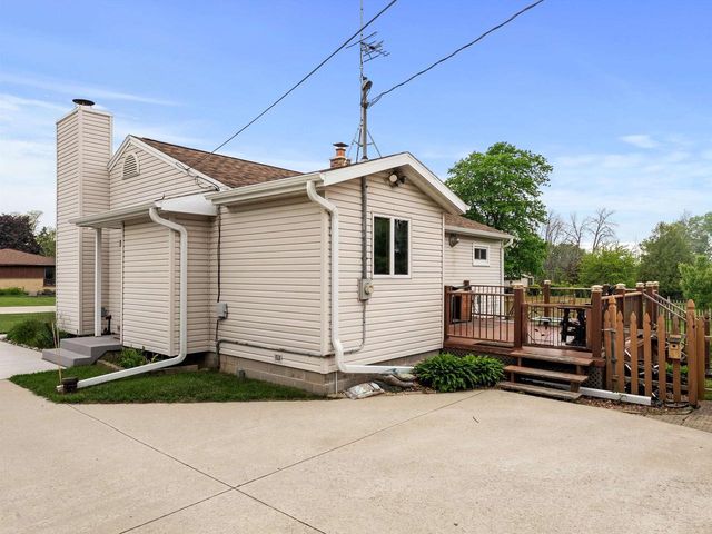 3715 N 17th Street, Sheboygan, WI 53083