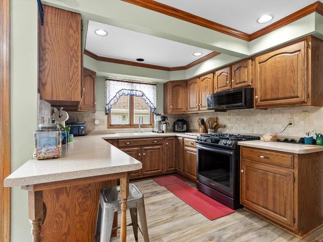 3715 N 17th Street, Sheboygan, WI 53083