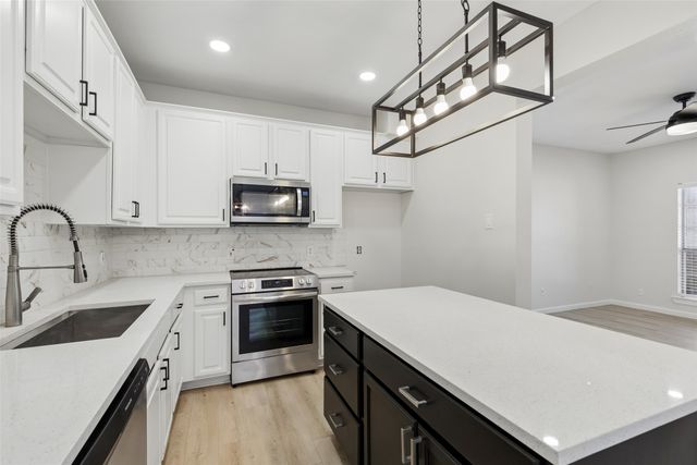 8660 Hawthorne Street, Frisco, TX 75034