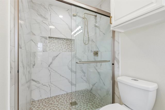 8660 Hawthorne Street, Frisco, TX 75034