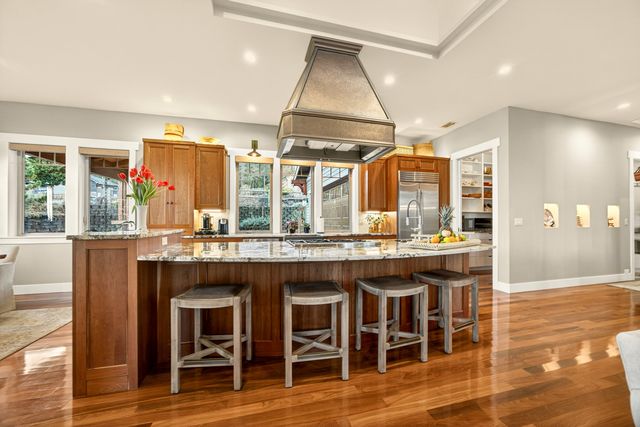 930 Granite Ridge Circle, Jacksonville, OR 97530