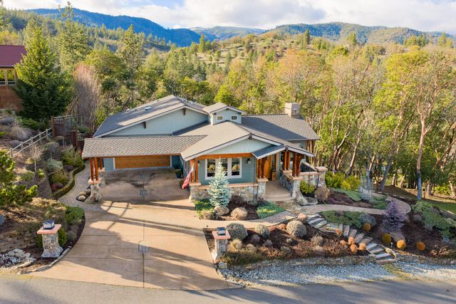 930 Granite Ridge Circle, Jacksonville, OR 97530