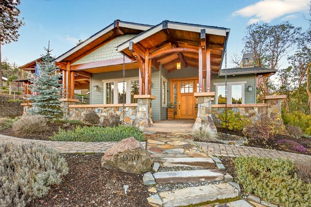 930 Granite Ridge Circle, Jacksonville, OR 97530