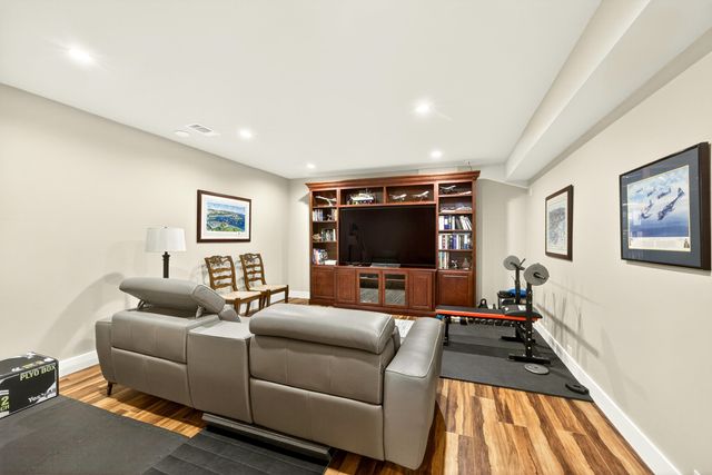 930 Granite Ridge Circle, Jacksonville, OR 97530