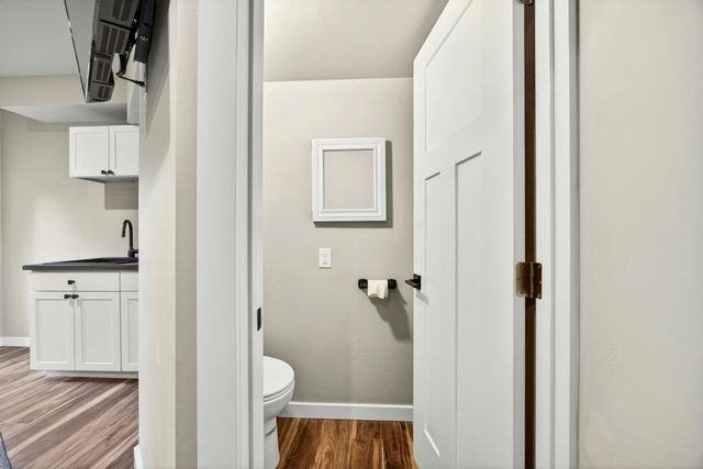 930 Granite Ridge Circle, Jacksonville, OR 97530