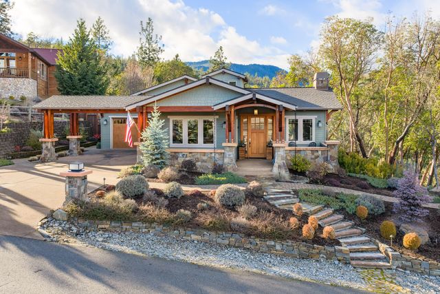 930 Granite Ridge Circle, Jacksonville, OR 97530