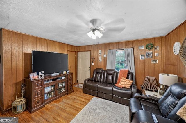 216 Harris Street, Warner Robins, GA 31093