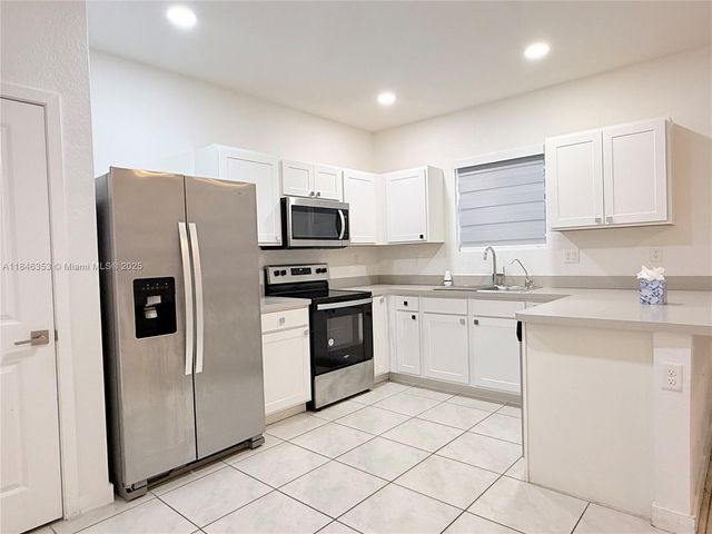1743 SE 9th Ter 1743, Homestead, FL 33034