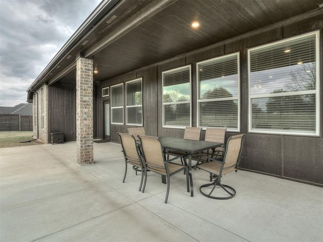 17453 240th Street, Washington, OK 73093