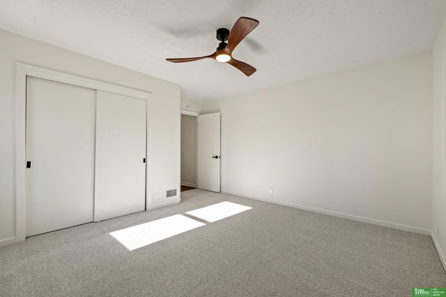 709 N 72nd Avenue, Omaha, NE 68114