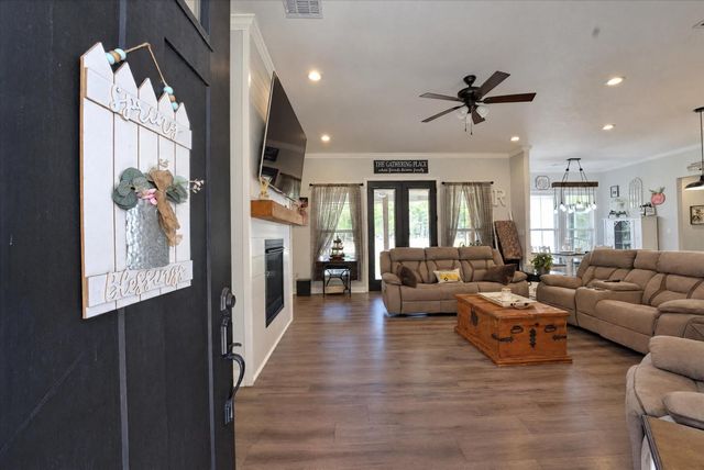 455 Alabama Point, Livingston, TX 77351