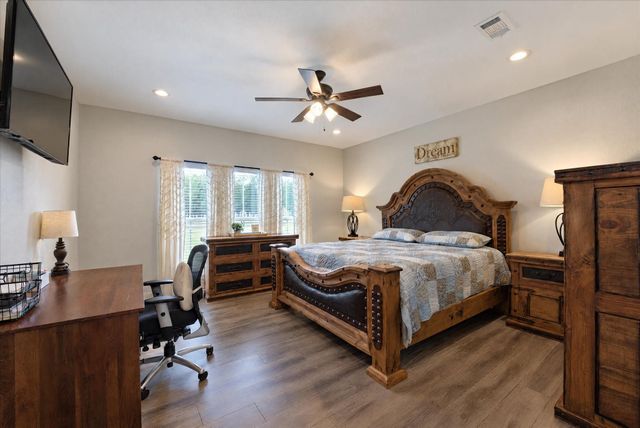 455 Alabama Point, Livingston, TX 77351