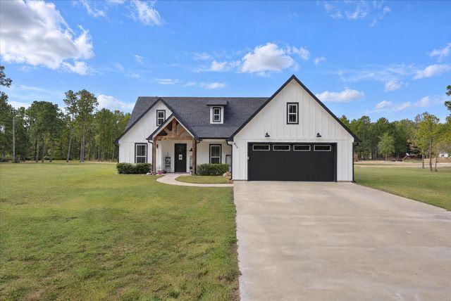 455 Alabama Point, Livingston, TX 77351