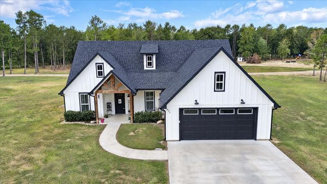 455 Alabama Point, Livingston, TX 77351