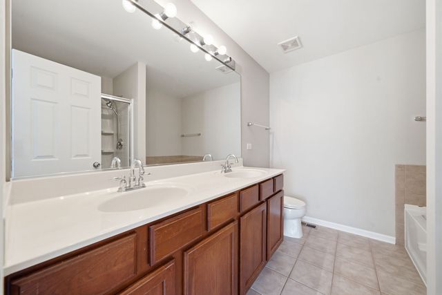 440 Churchill Drive, Elgin, IL 60124