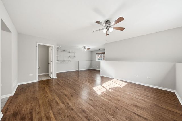 440 Churchill Drive, Elgin, IL 60124