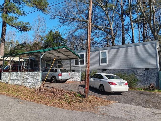 2623 Pineridge Drive, Conyers, GA 30012