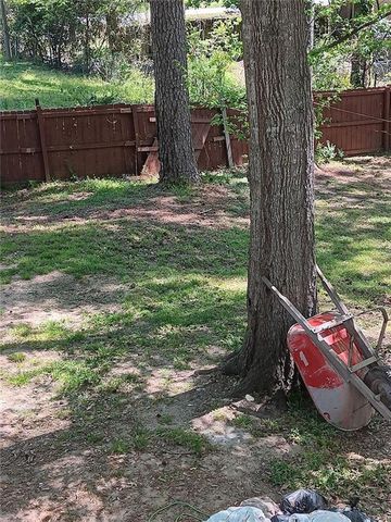 2623 Pineridge Drive, Conyers, GA 30012