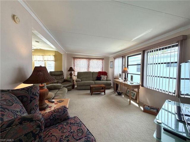 4710 Pilgrims WAY W, Estero, FL 33928