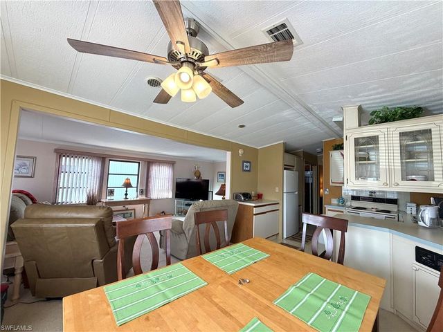 4710 Pilgrims WAY W, Estero, FL 33928