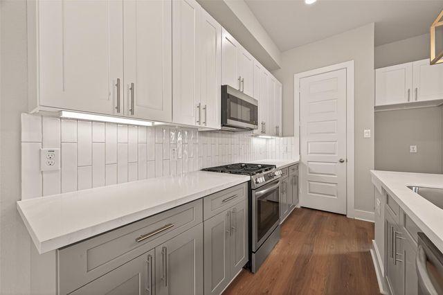 1504 Hussion Street, Houston, TX 77003