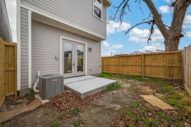 1504 Hussion Street, Houston, TX 77003